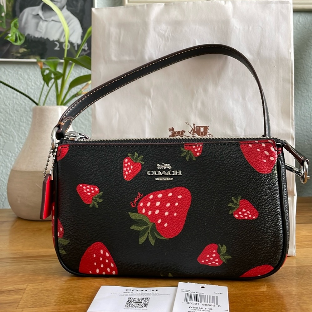 Coach CH533 Nolita 19 With Wild Strawberry Print